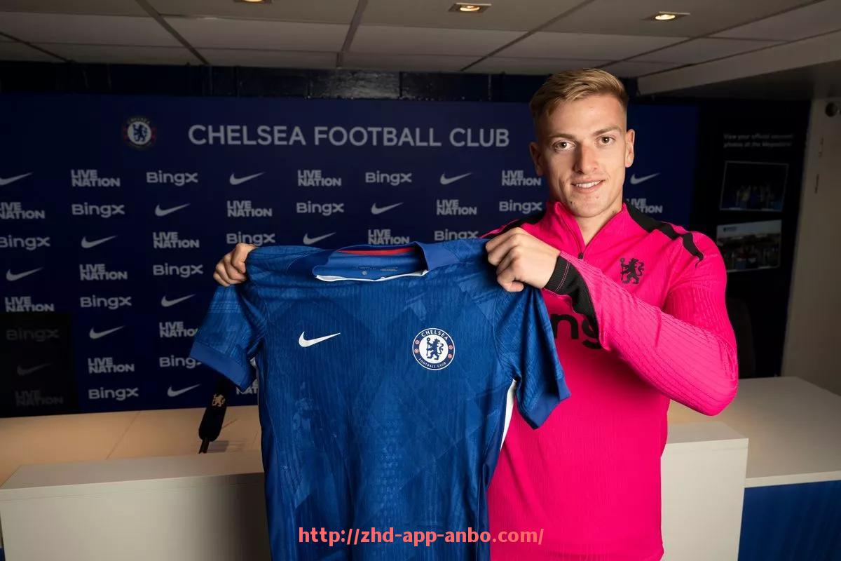 安博体育app下载-最有潜力的德甲球队阵容分析，年轻球员与战术前瞻