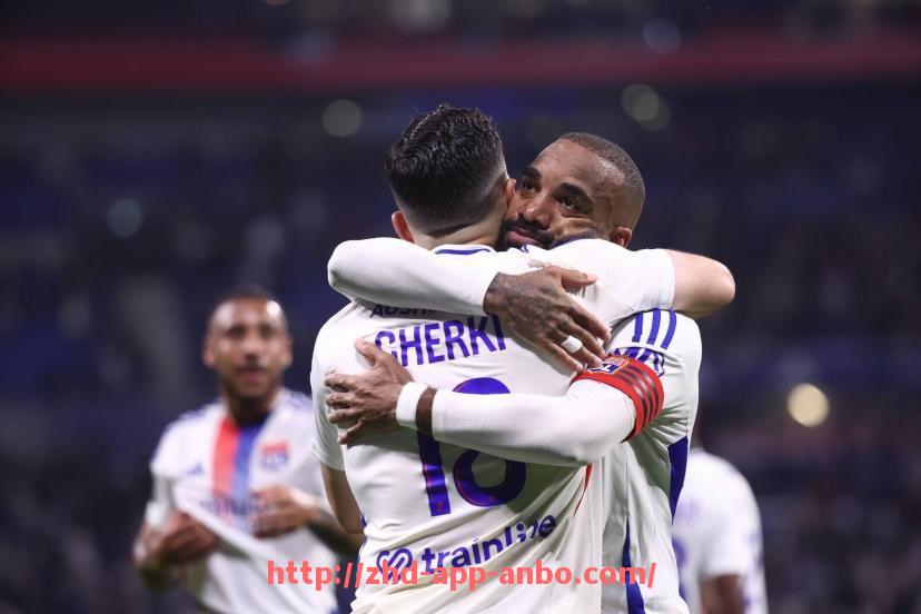 安博体育app下载-法甲摩纳哥边锋表现与进攻贡献分析