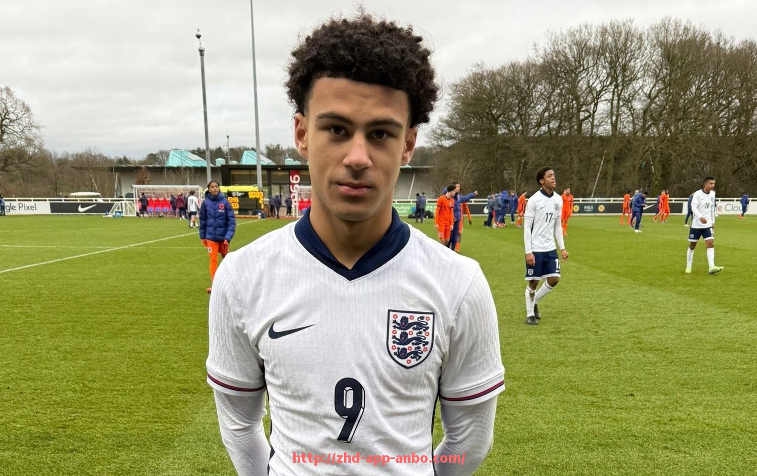 安博体育app下载-英超与意甲球队对比：代表俱乐部有哪些？